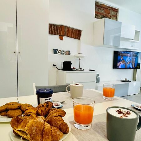 شقة Beddy & Breakfast 2 - Il Cortino تشيزانو ماديرنو المظهر الخارجي الصورة